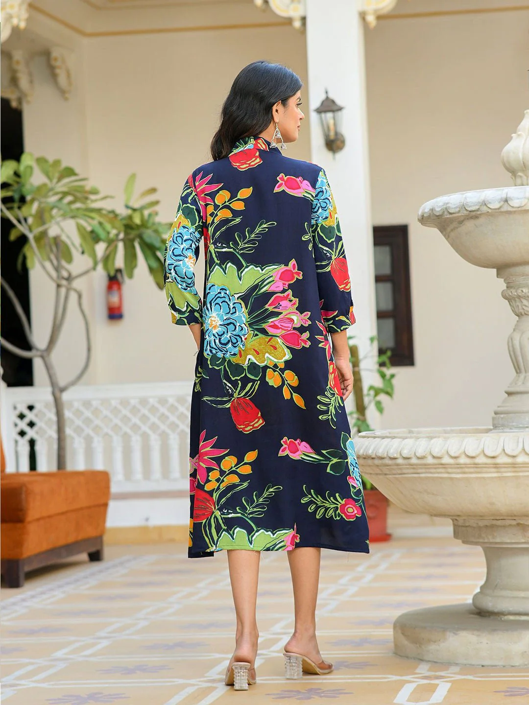 Azure Bloom Straight Kurta - Image 2