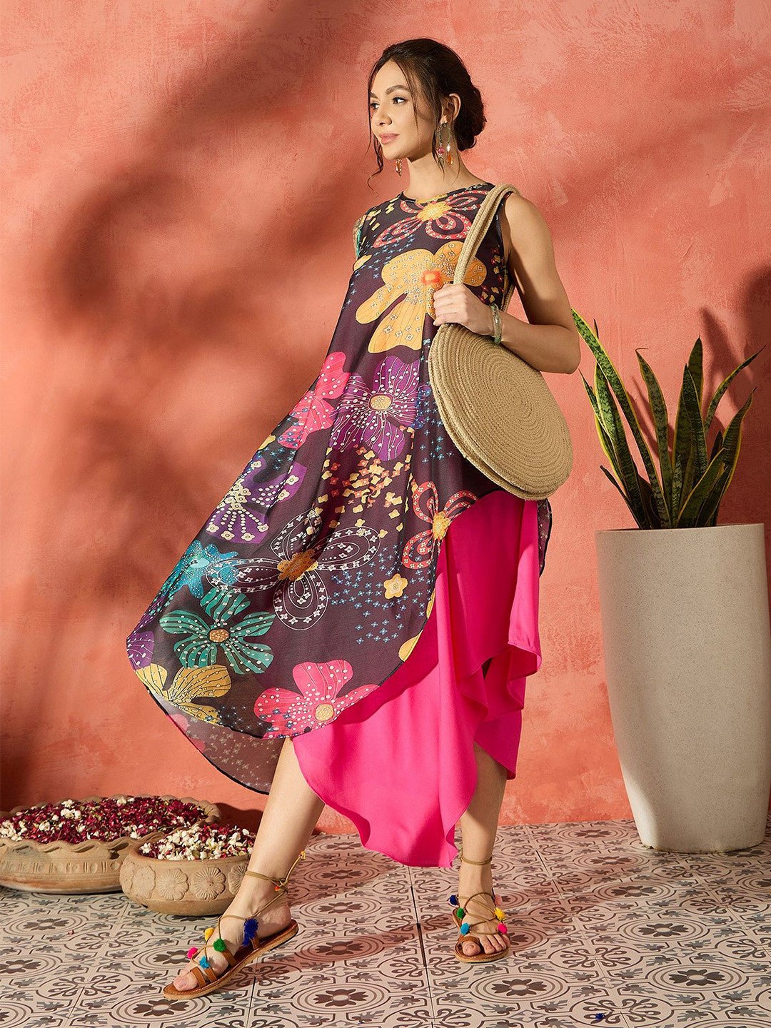 InWeave black floral asymmetrical dress - Image 4