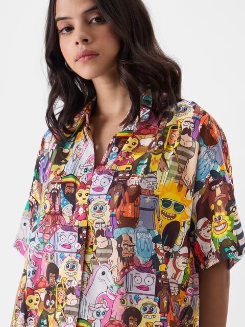 Multiverse Chaos: Animated Character Print Short Sleeve Oversized Shirt - Image 4
