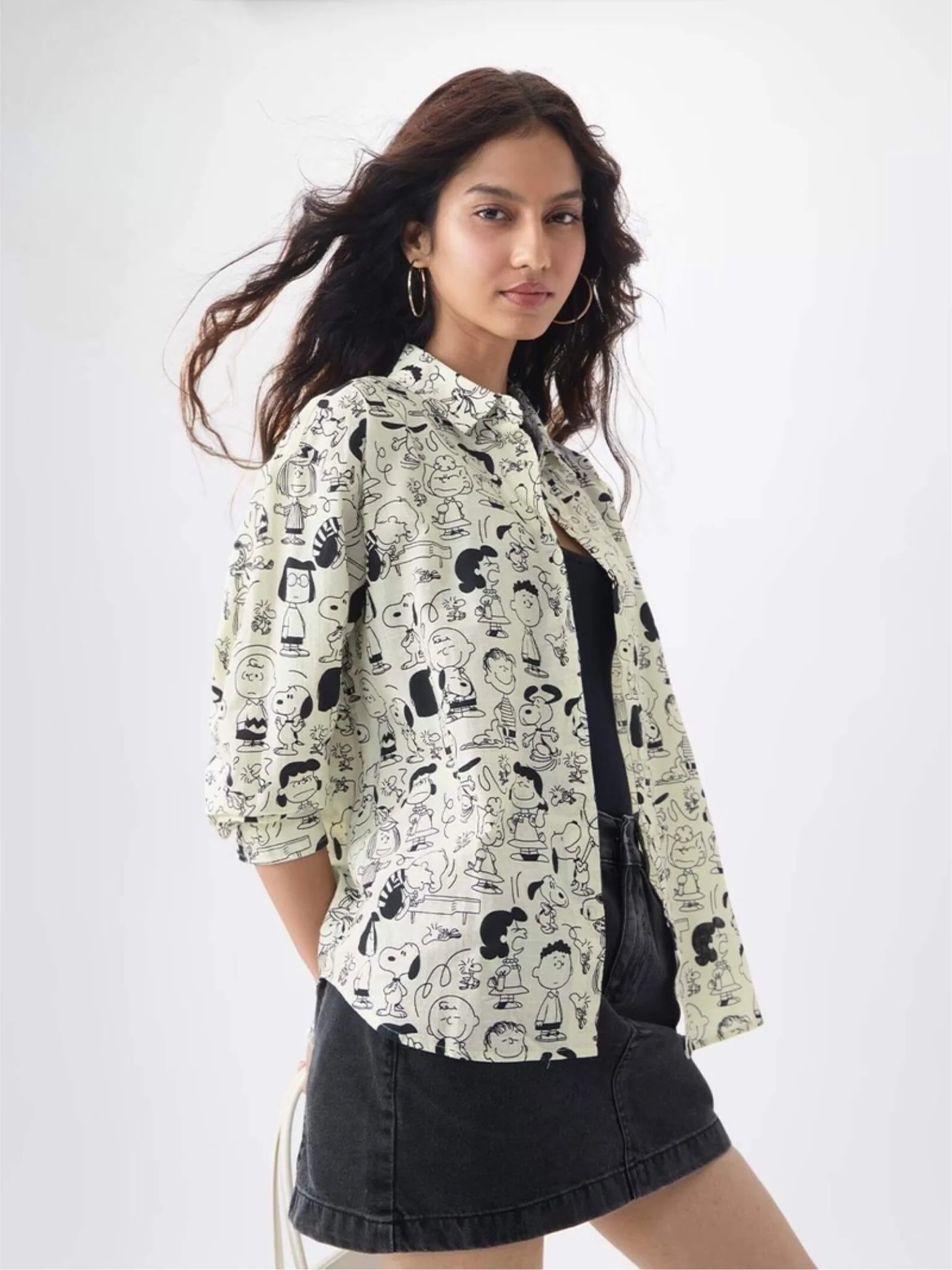 Snoopy & Peanuts Crew Oversized Graphic Shirt - Cream Retro Character Print
