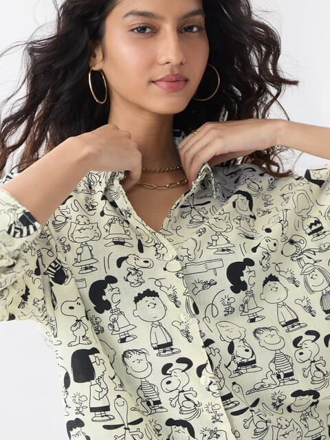 Snoopy & Peanuts Crew Oversized Graphic Shirt - Cream Retro Character Print - Image 3
