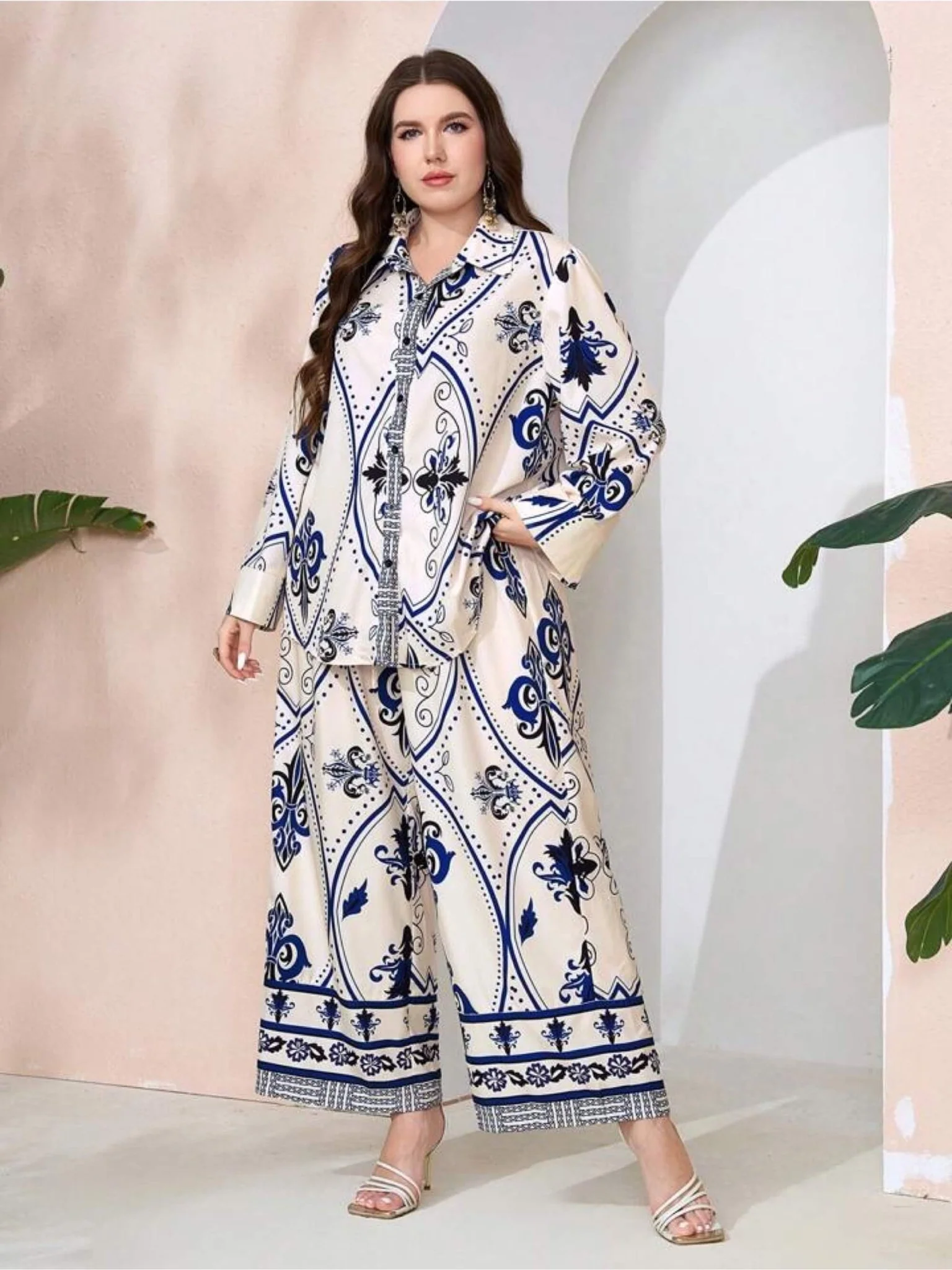 Royal Damask Ornamental Print Satin Finish Shirt & Wide Leg Pant Lounge Set - Image 3