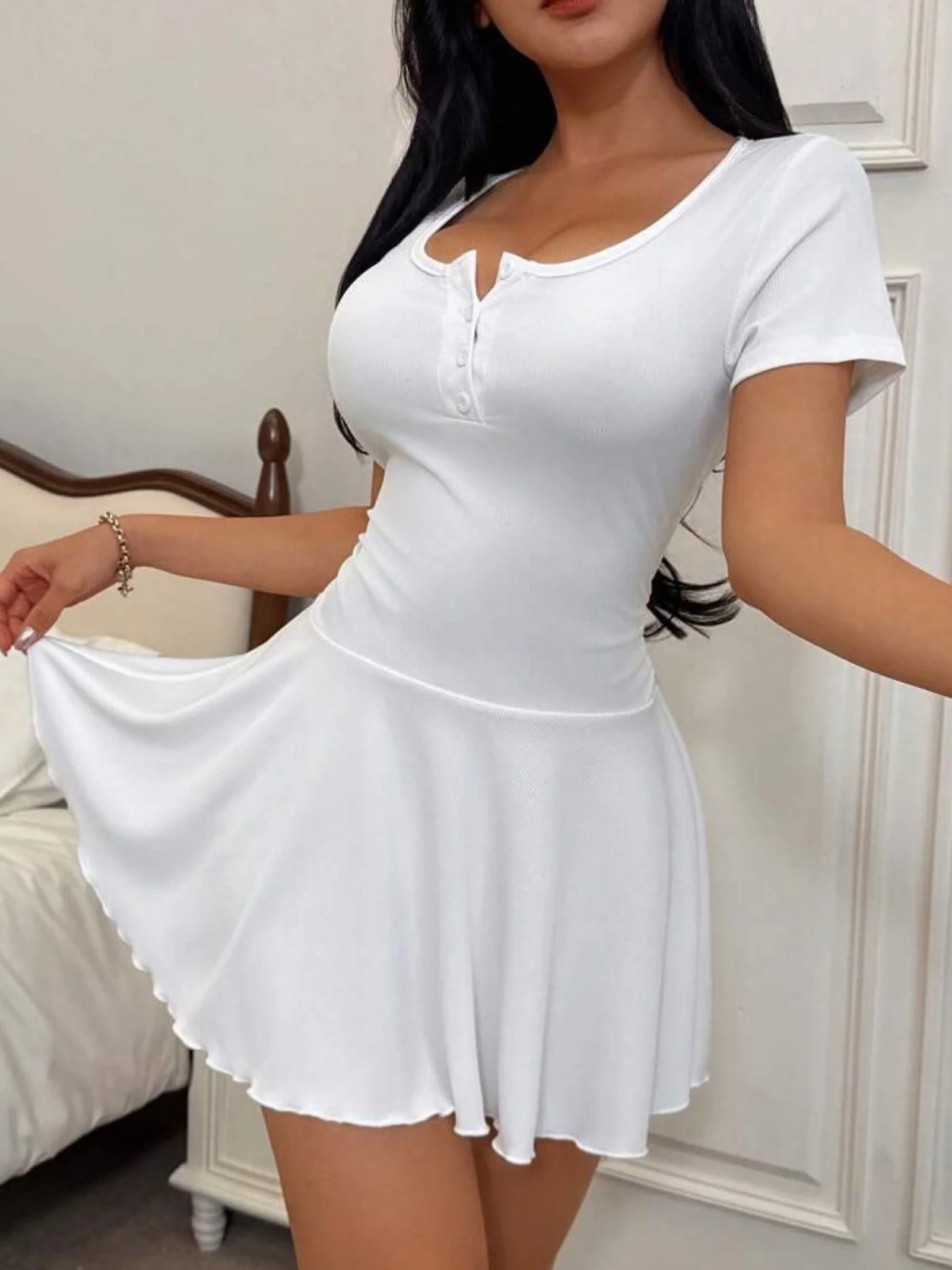 Short sleeve mini dress Stylish Skater
