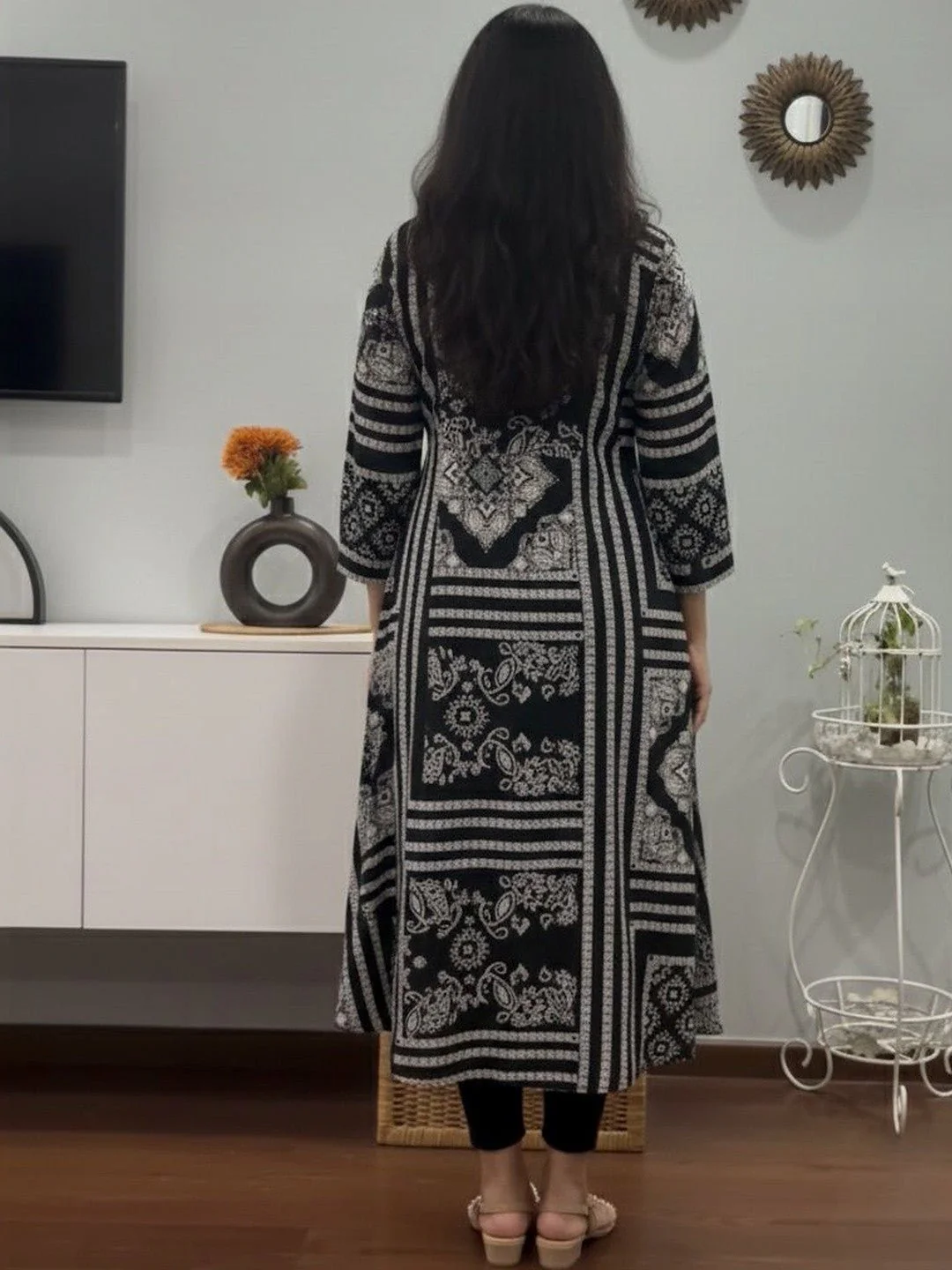 The Monochrome Kaleidoscope Dress 2 Pis Set - Image 3
