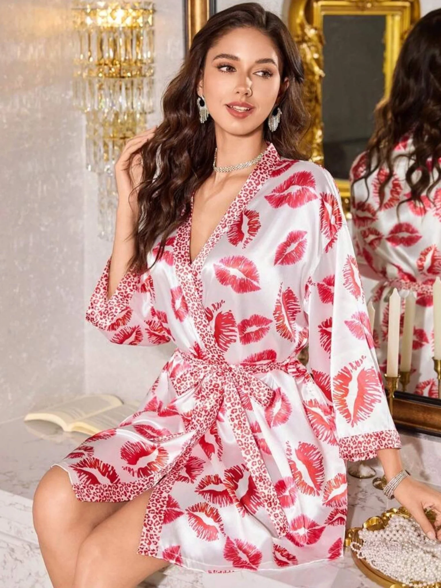 Women's Elegant Satin Kimono Robe With Vibrant Lips Print And Chic Leopard Trim. Luxurious V-Neck Thigh-Length Sleepwear Perfect For Nights